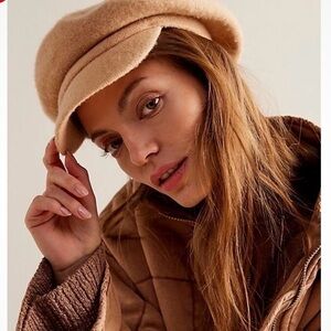Free People Phoebe Slouchy Lieutenant Cap 100% Wool Beige OS Boho Hippie Chic